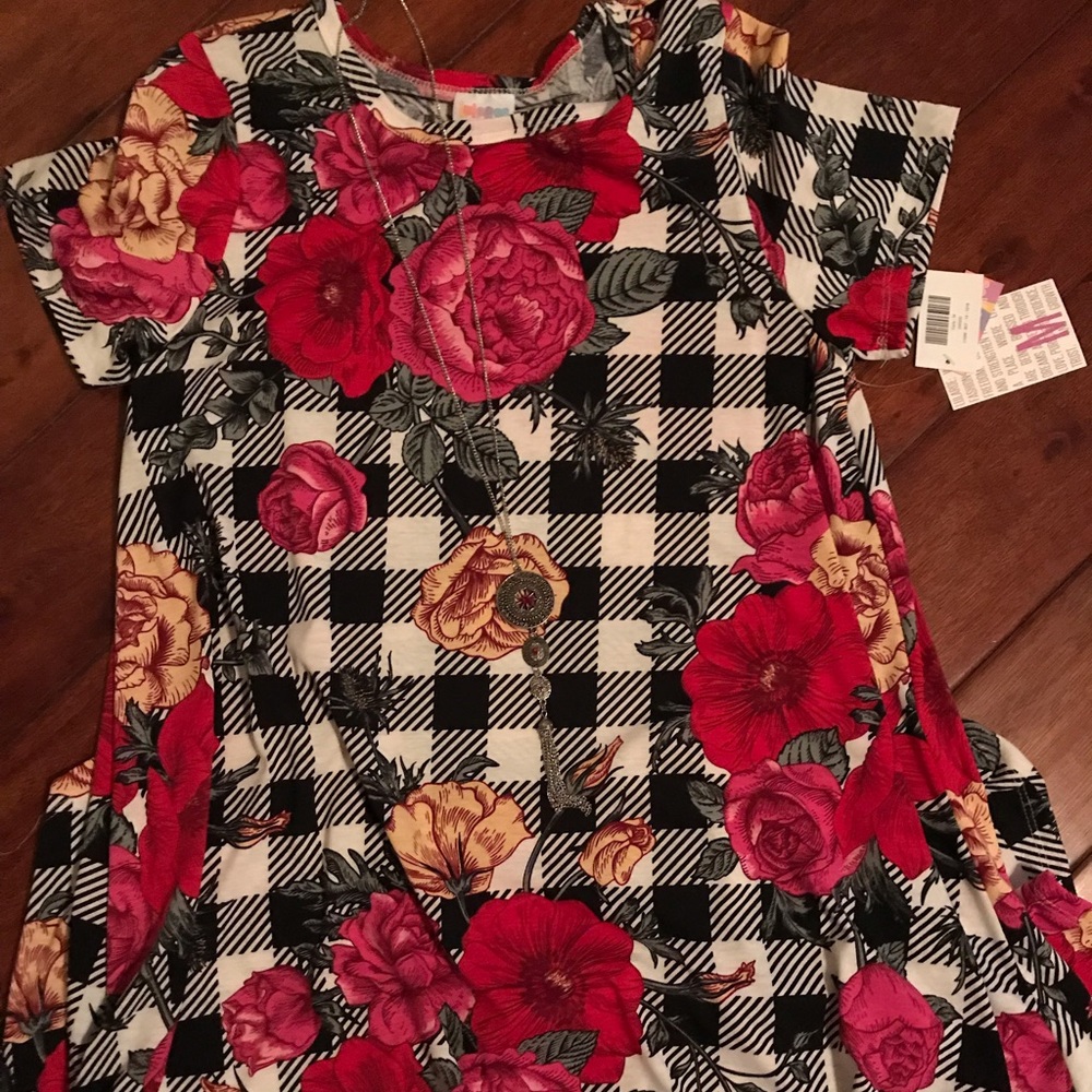 Lularoe Carly
